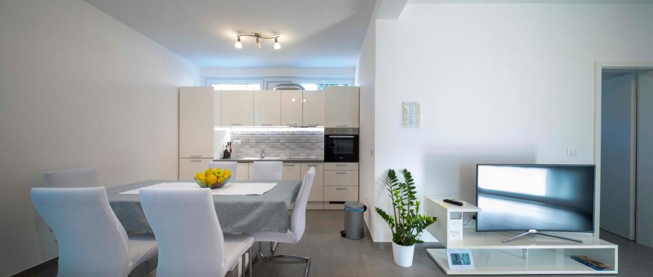 Apartment Fragola Makarska Extérieur photo